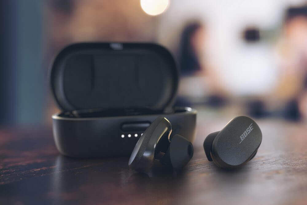 Black Bose QuietComfort Wireless Earbuds